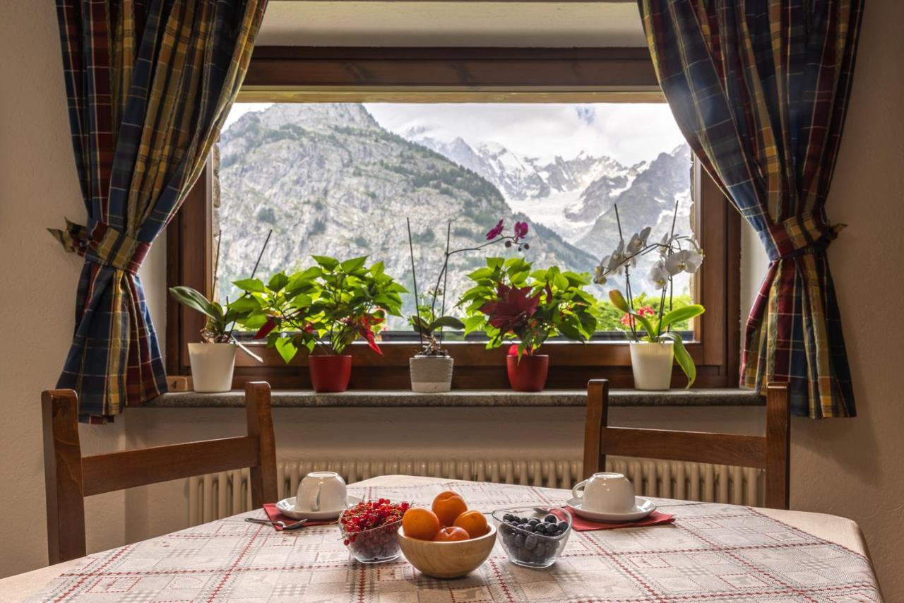 Bed and Breakfast Le Reve à Courmayeur Extérieur photo